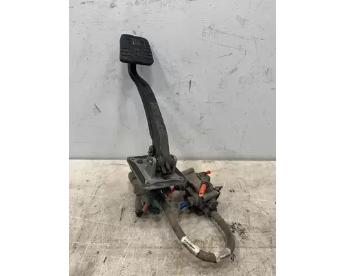 Brake / Clutch Pedal Box KENWORTH T680 Frontier Truck Parts