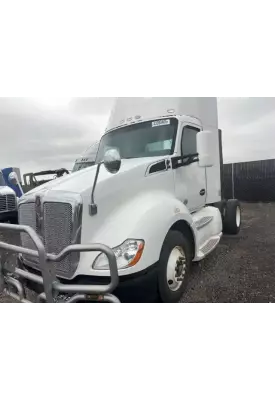 Kenworth T680 Bumper Assembly, Front