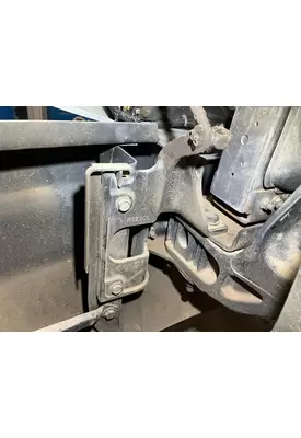 Kenworth T680 Bumper Bracket, Front