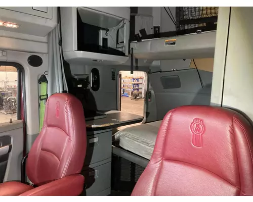 Kenworth T680 Cab Assembly