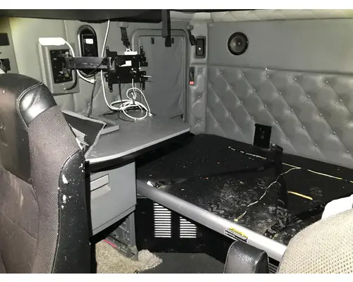 Kenworth T680 Cab Assembly