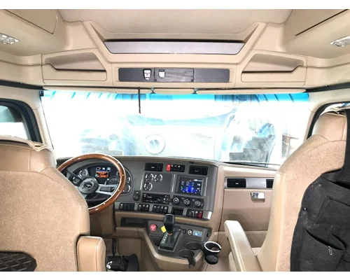 Kenworth T680 Cab Assembly