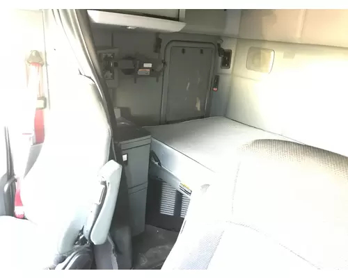 Kenworth T680 Cab Assembly