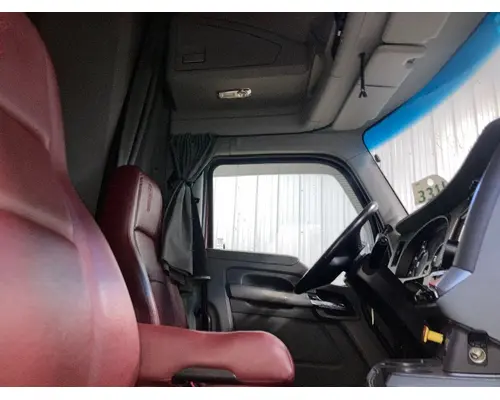 Kenworth T680 Cab Assembly