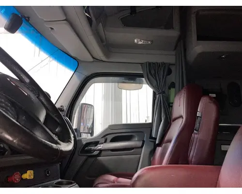 Kenworth T680 Cab Assembly