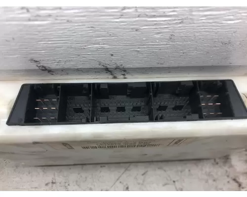 Kenworth T680 Cab Control Module CECU