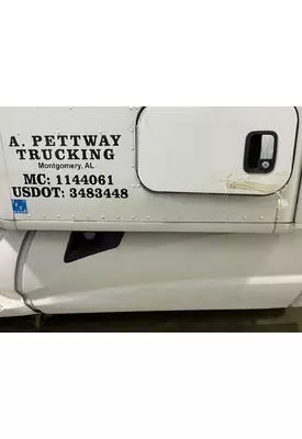 Kenworth T680 Cab Exterior Panel