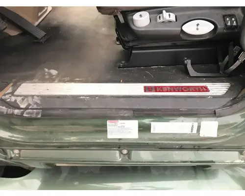 Kenworth T680 Cab Misc. Interior Parts