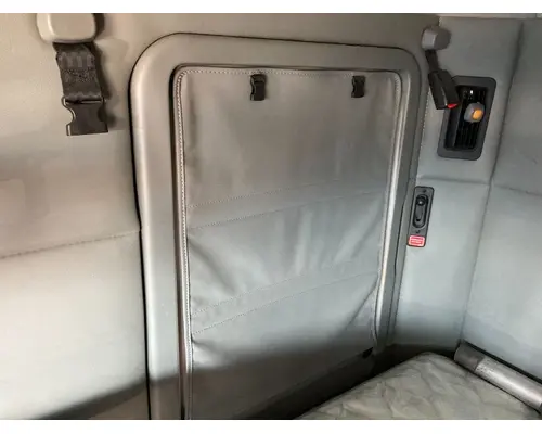 Kenworth T680 Cab Misc. Interior Parts