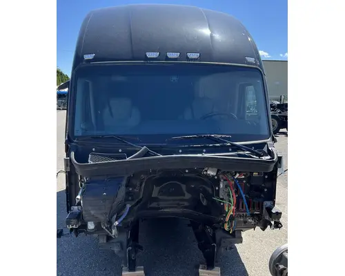 Cab KENWORTH T680 High Mountain Horsepower