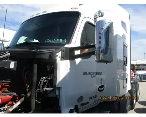 Cab KENWORTH T680 LKQ Heavy Truck - Tampa