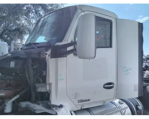 Cab KENWORTH T680 LKQ Heavy Truck - Tampa
