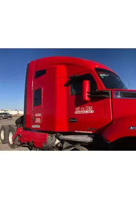 Kenworth T680 Cab