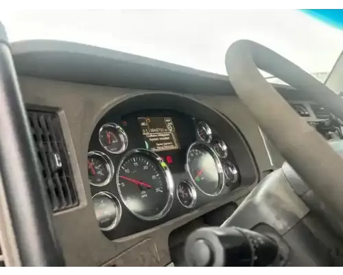 Kenworth T680 Cab