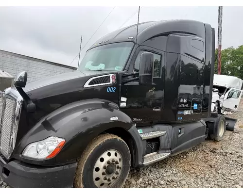 Complete Vehicle KENWORTH T680 West Side Truck Parts