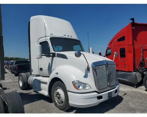 Complete Vehicle KENWORTH T680 West Side Truck Parts