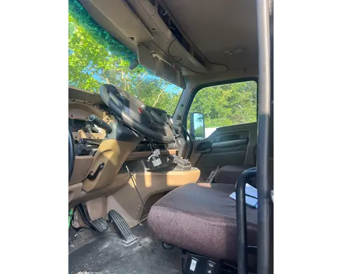 Complete Vehicle KENWORTH T680 West Side Truck Parts