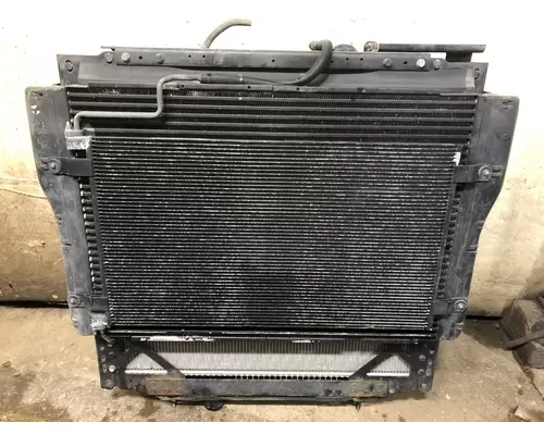 Kenworth T680 Cooling Assembly. (Rad., Cond., ATAAC)