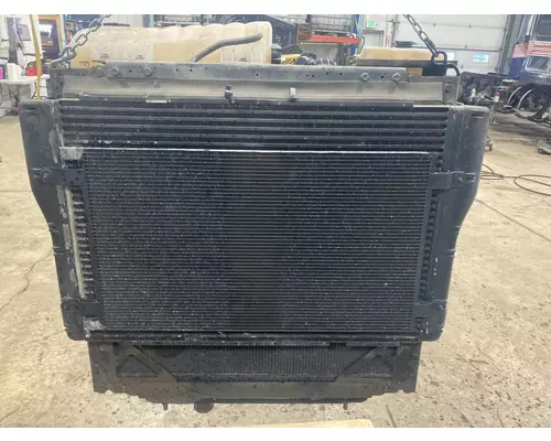 Kenworth T680 Cooling Assembly. (Rad., Cond., ATAAC)