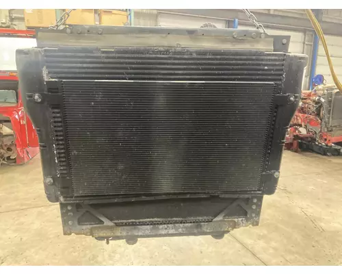 Kenworth T680 Cooling Assembly. (Rad., Cond., ATAAC)