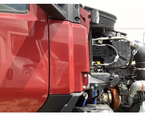 Kenworth T680 Cowl