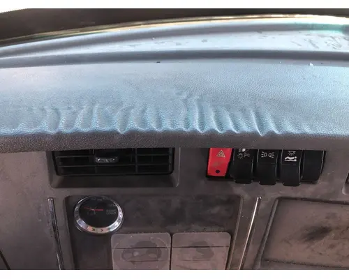 Kenworth T680 Dash Assembly