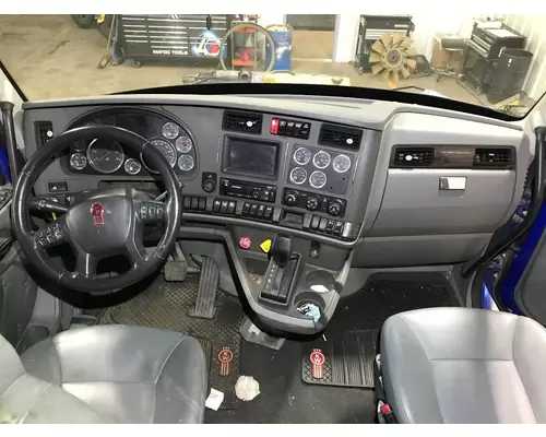 Kenworth T680 Dash Assembly