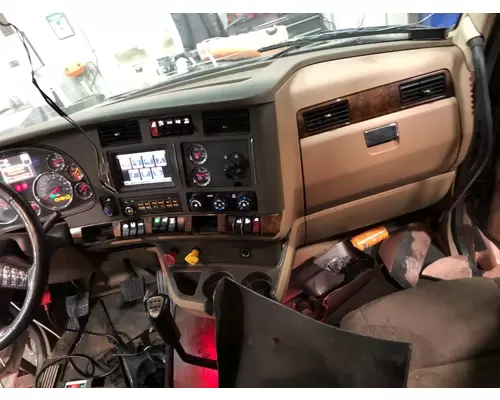 Kenworth T680 Dash Assembly