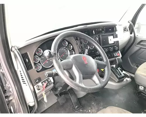 Kenworth T680 Dash Assembly