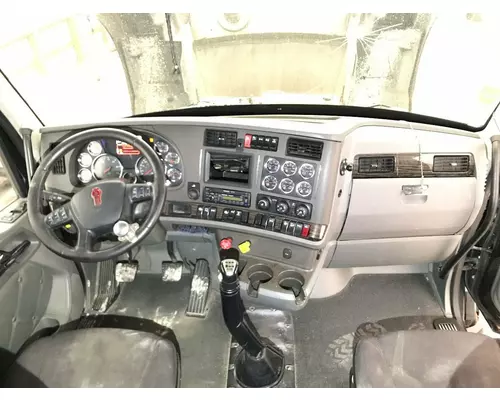 Kenworth T680 Dash Assembly