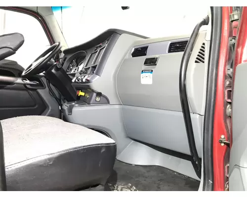 Kenworth T680 Dash Assembly