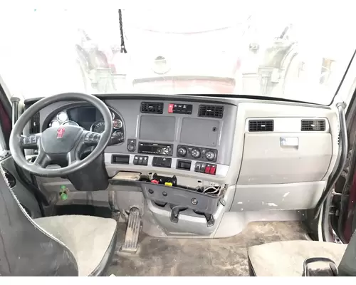 Kenworth T680 Dash Assembly