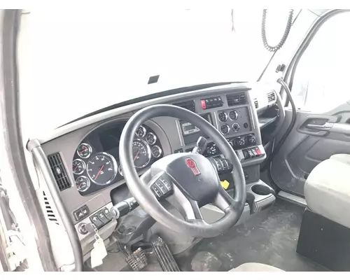 Kenworth T680 Dash Assembly