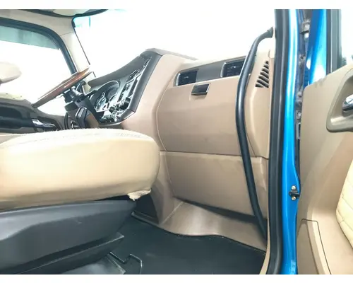 Kenworth T680 Dash Assembly