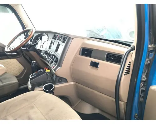 Kenworth T680 Dash Assembly