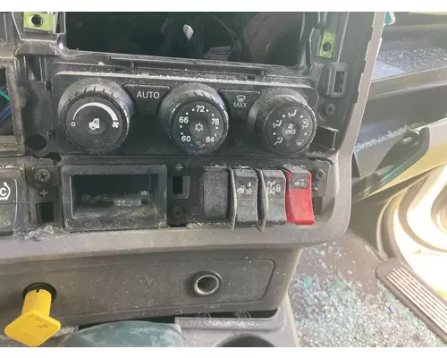 Kenworth T680 Dash Assembly