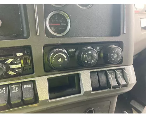 Kenworth T680 Dash Assembly