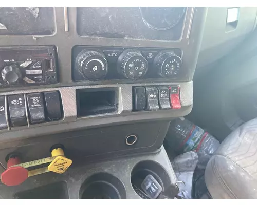 Kenworth T680 Dash Assembly