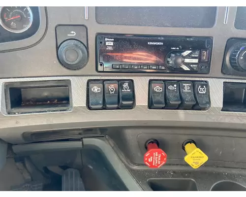 Kenworth T680 Dash Assembly