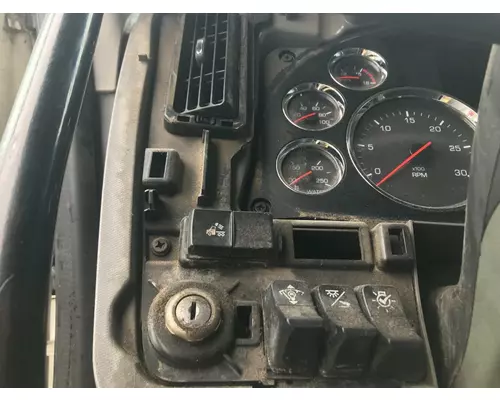 Kenworth T680 Dash Assembly