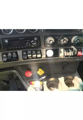 Kenworth T680 Dash Assembly