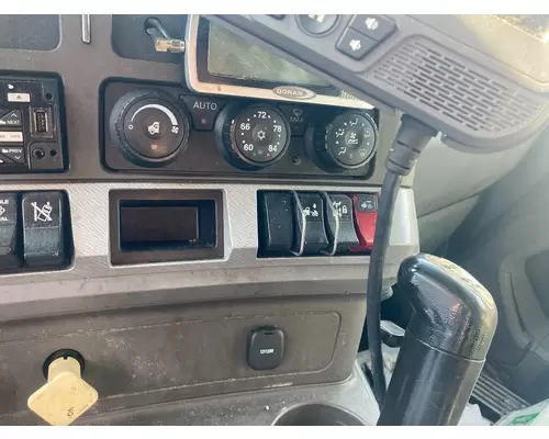 Kenworth T680 Dash Assembly