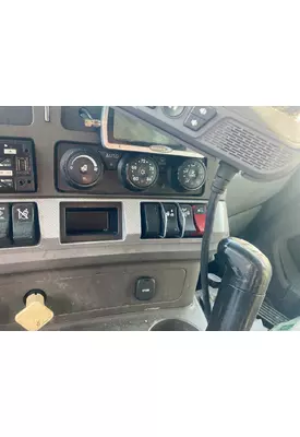 Kenworth T680 Dash Assembly