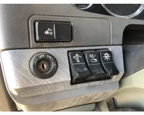 Kenworth T680 Dash Assembly