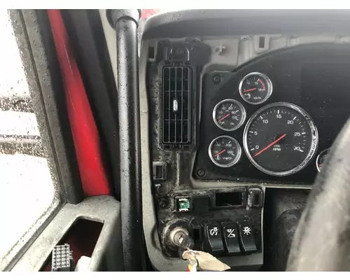 Kenworth T680 Dash Assembly