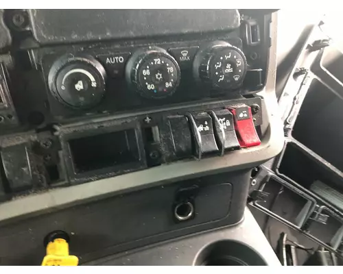 Kenworth T680 Dash Assembly
