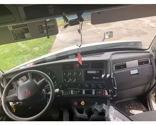 Kenworth T680 Dash Assembly