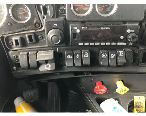 Kenworth T680 Dash Assembly