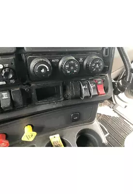 Kenworth T680 Dash Assembly