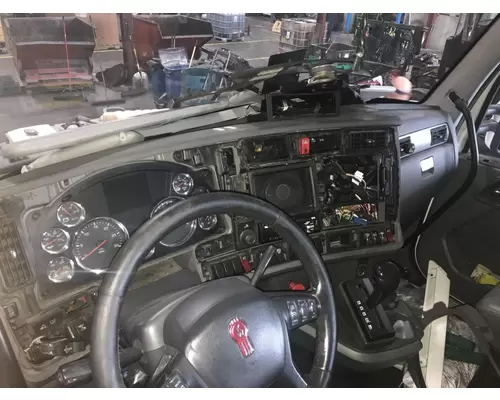 Kenworth T680 Dash Assembly